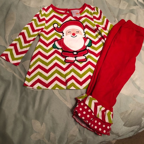 Nursery Rhyme Other - 🎅🏻nursery rhyme Christmas Santa holiday outfit red and green 18mo